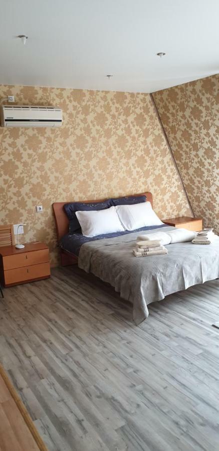 Yellow Unlimited Hotel 4 Kharkiv Exterior photo